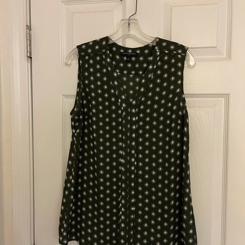 Banana republic green tank.